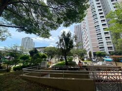 Jurong East Street 21 (D22), Shop House #540011771